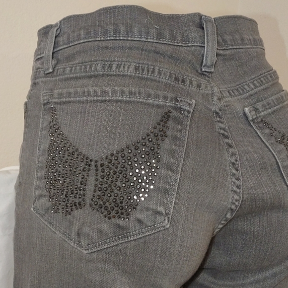 NYDJ ⭐️ Charcoal Gray Embellished Jeans - Picture 6 of 10
